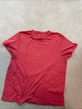 J. Crew Men's Crimson Short-Sleeve Crew Neck Tee